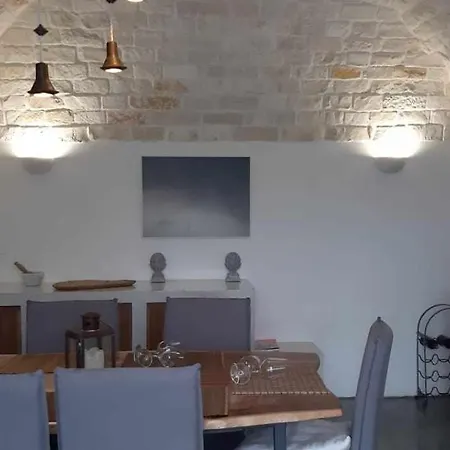 Trullo Melograno By Tripostuni Vila
